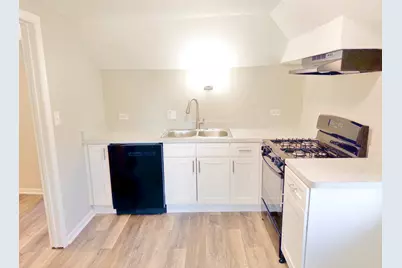 149 Hayes Avenue #A, La Grange, IL 60525 - Photo 2