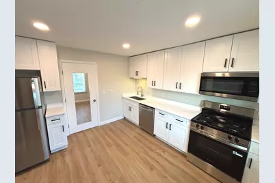 2114 Southwind Circle #7-3, Schaumburg, IL 60194 - Photo 4