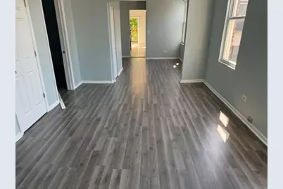 8307 S Burley Avenue, Chicago, IL 60617 - Photo 2