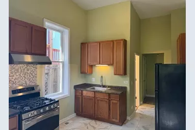 8307 S Burley Avenue, Chicago, IL 60617 - Photo 12