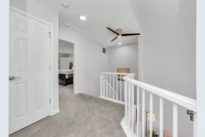 307 N Charles Avenue, Naperville, IL 60540 - Photo 14