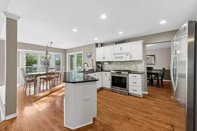 1928 Clyde Drive, Naperville, IL 60565 - Photo 10