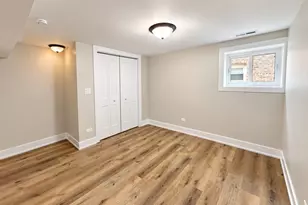 1015 N Laramie Ave, Chicago, IL 60651 - Photo 36