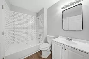 19425 Oak Ave, Country Club Hills, IL 60478 - Photo 8