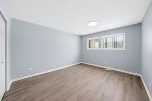 19425 Oak Ave, Country Club Hills, IL 60478 - Photo 12