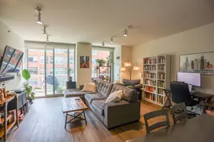 910 W Huron St, Chicago, IL 60642 - Photo 4