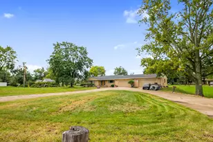 400 Sugar Creek Dr, Joliet, IL 60433 - Photo 34