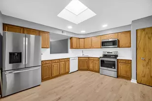 1030 S Fernandez Ave S, Arlington Heights, IL 60005 - Photo 12