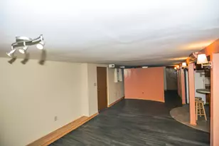 2732 N Central Park Ave, Chicago, IL 60647 - Photo 8