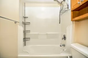 2732 N Central Park Ave, Chicago, IL 60647 - Photo 14