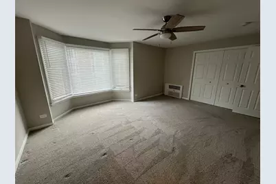 2600 Windsor Mall #2E, Park Ridge, IL 60068 - Photo 2
