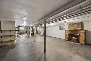 1749 N Newland Ave, Chicago, IL 60707 - Photo 14