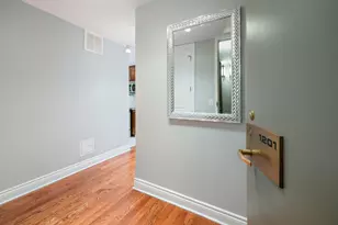 2650 N Lakeview Ave, Chicago, IL 60614 - Photo 6