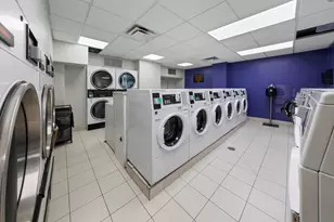 2650 N Lakeview Ave, Chicago, IL 60614 - Photo 28