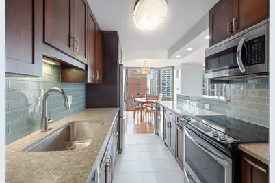 2650 N Lakeview Avenue #1201, Chicago, IL 60614 - Photo 8