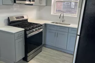 5712 W Higgins Ave, Chicago, IL 60630 - Photo 2