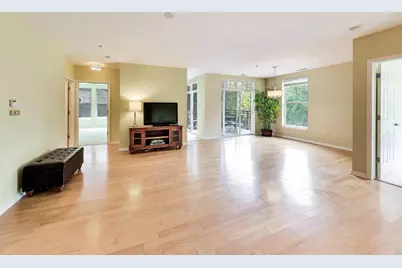 [Address not provided], Forest Park, IL 60130 - Photo 4