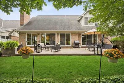 933 Wedgewood Drive, Crystal Lake, IL 60014 - Photo 28