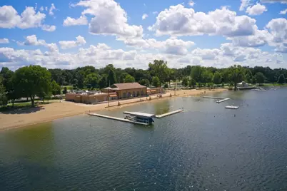 933 Wedgewood Drive, Crystal Lake, IL 60014 - Photo 36