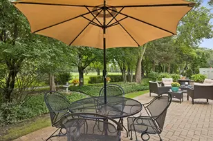 933 Wedgewood Dr, Crystal Lake, IL 60014 - Photo 30