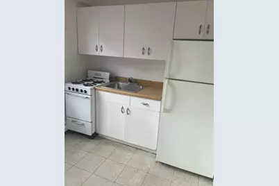 2600 W Berwyn Avenue #402, Chicago, IL 60625 - Photo 2