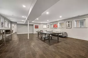652 W Sheridan Rd, Chicago, IL 60613 - Photo 44