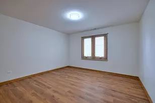 2620 N 72nd Ct, Elmwood Park, IL 60707 - Photo 22