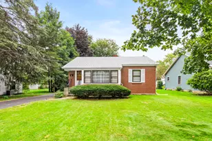 206 E Church St, Plano, IL 60545 - Photo 2