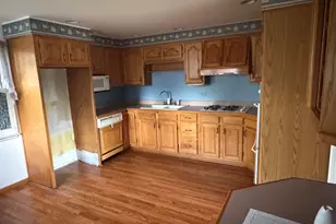 15239 Hamlin Ave, Midlothian, IL 60445 - Photo 4