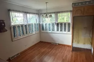 15239 Hamlin Ave, Midlothian, IL 60445 - Photo 6