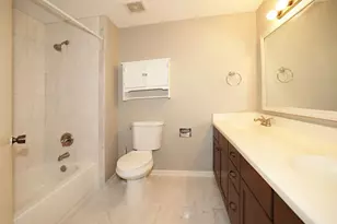 1329 Stonegate Rd, Naperville, IL 60540 - Photo 12