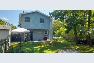 30 N Lilac Ave Avenue, Fox Lake, IL 60020 - Photo 2