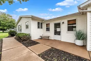 235 SE 3rd St, Woodhull, IL 61490 - Photo 12