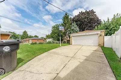 1635 Downing Avenue, Westchester, IL 60154 - Photo 30