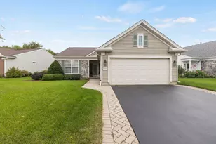 13050 Crestview Dr, Huntley, IL 60142 - Photo 2