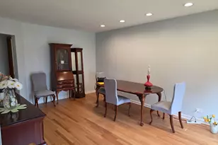 8506 N Oriole Ave, Niles, IL 60714 - Photo 4