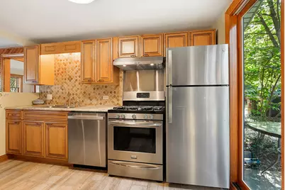 18018 Armitage Court, Homewood, IL 60430 - Photo 8