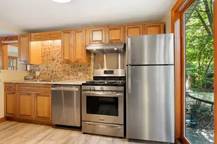 18018 Armitage Ct, Homewood, IL 60430 - Photo 8