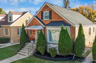 6959 W Summerdale Ave, Chicago, IL 60656 - Photo 2