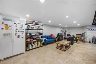 6959 W Summerdale Ave, Chicago, IL 60656 - Photo 22