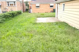 521 Jefferson St, Dolton, IL 60419 - Photo 6