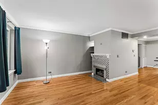 95 N Macgillis Dr, Round Lake, IL 60073 - Photo 6
