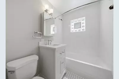 586 S Hawthorne Avenue, Elmhurst, IL 60126 - Photo 18