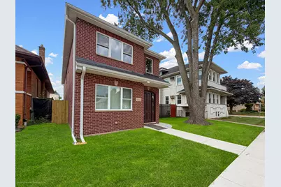 1114 N Broadway Avenue, Melrose Park, IL 60160 - Photo 2