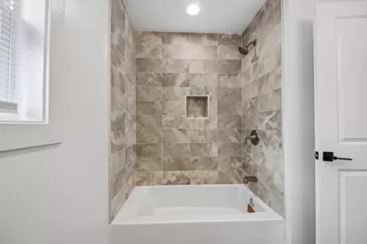 1114 N Broadway Avenue, Melrose Park, IL 60160 - Photo 36