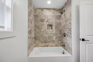 1114 N Broadway Ave, Melrose Park, IL 60160 - Photo 36