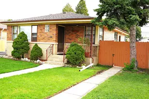 3517 Sarah St, Franklin Park, IL 60131 - Photo 2