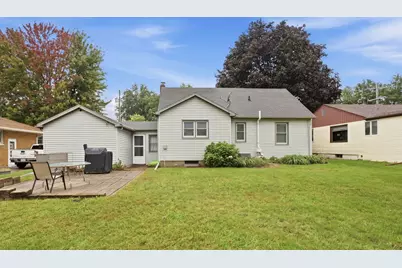 402 SW 7th Avenue, Aledo, IL 61231 - Photo 22