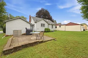 402 SW 7th Ave, Aledo, IL 61231 - Photo 24