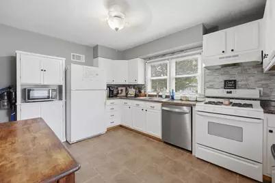 402 SW 7th Avenue, Aledo, IL 61231 - Photo 4